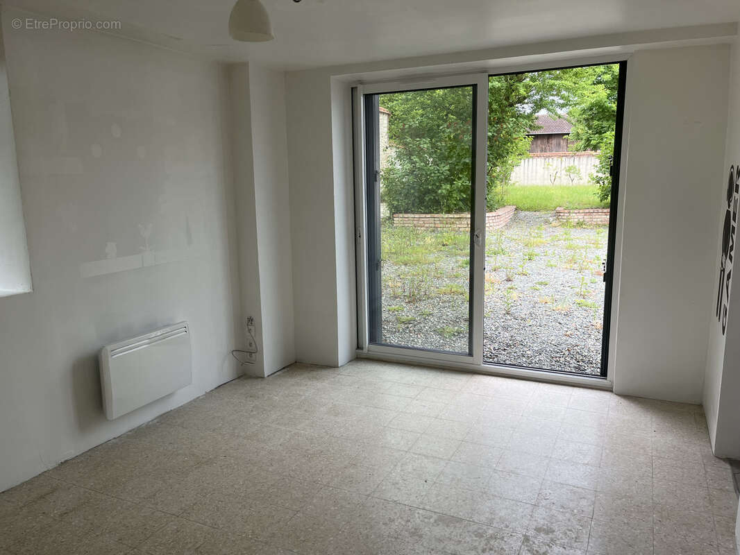 Maison à LA FRESNAYE-SUR-CHEDOUET