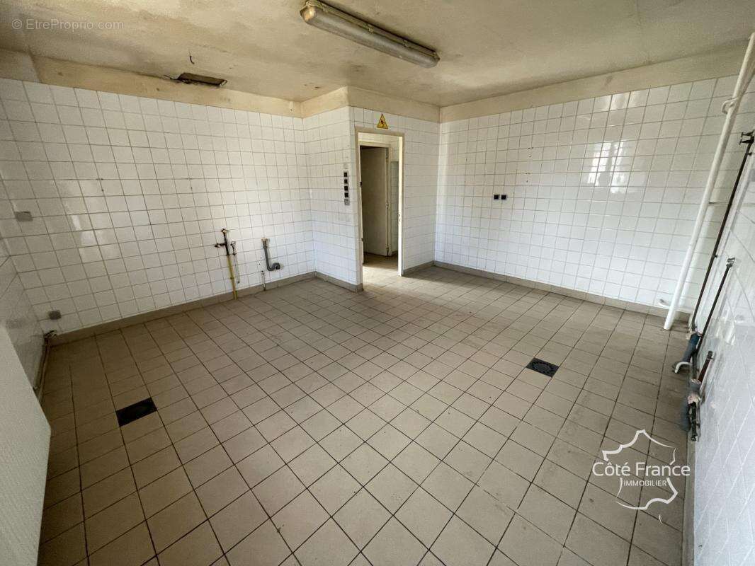 Maison à COULANGES-SUR-YONNE