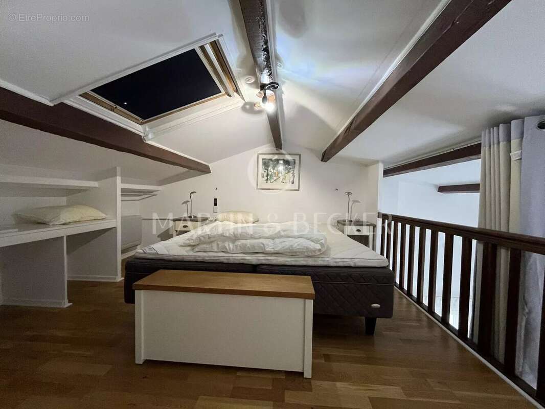 Maison à VALBONNE
