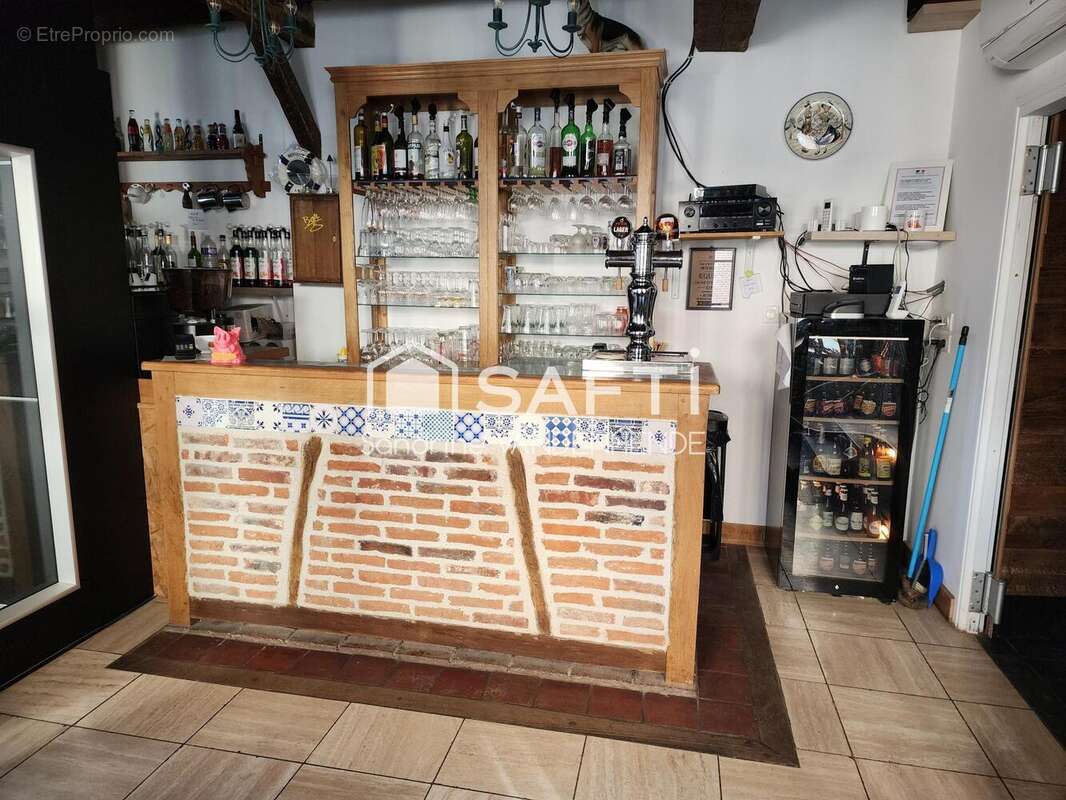 Photo 4 - Commerce à MARLE