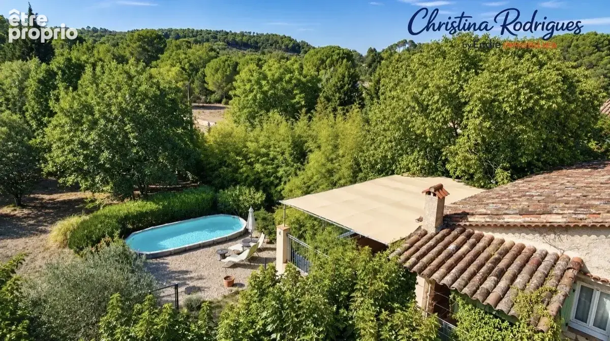 Photo Maison à Saint-Antonin-Du-Var au prix de 620 000€