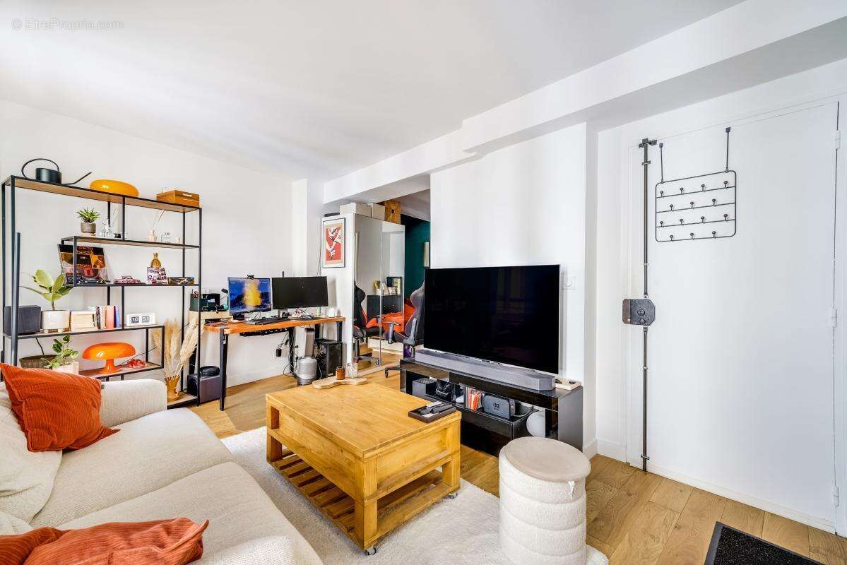 Appartement à PARIS-11E