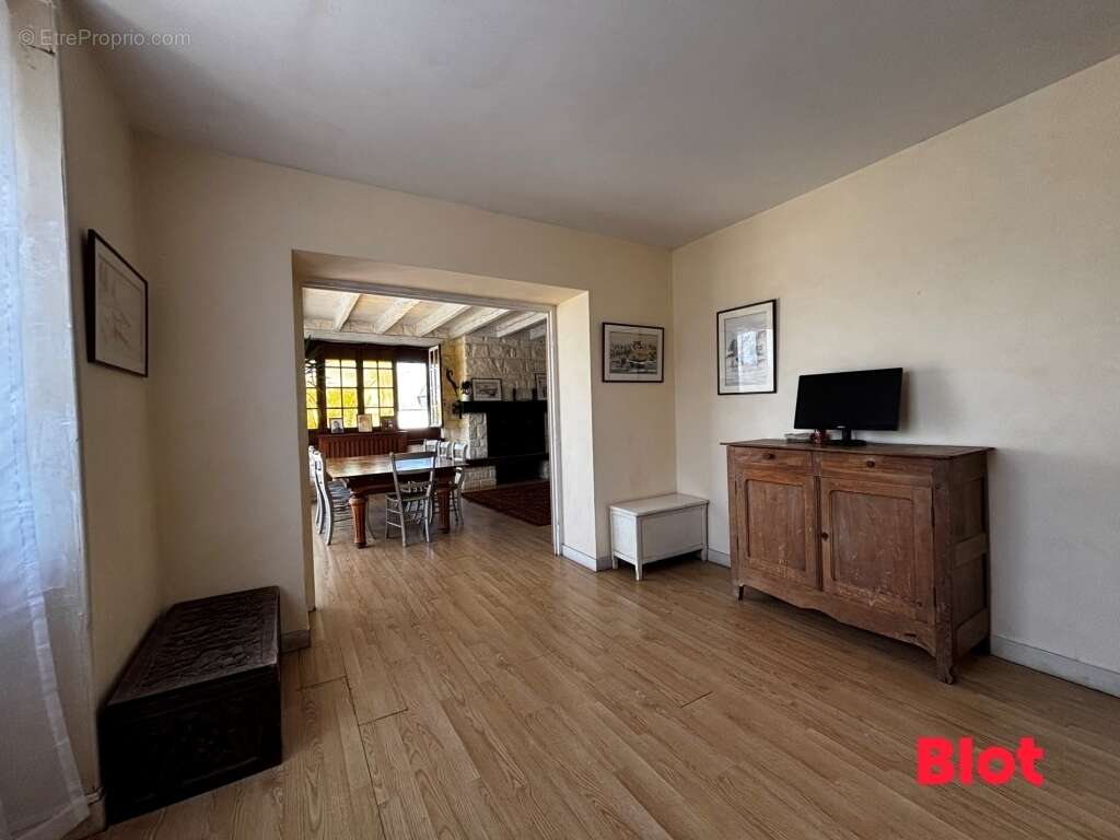 Maison 154 m² à Saint-Renan  - photo 7
