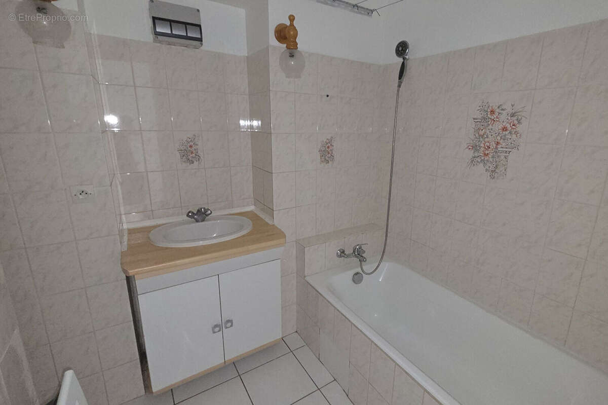 Appartement à HOUILLES