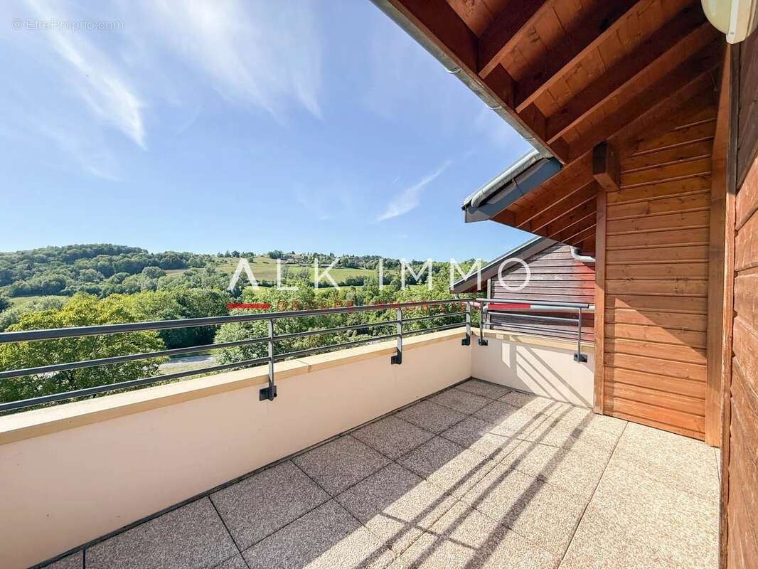 Appartement à QUINTAL