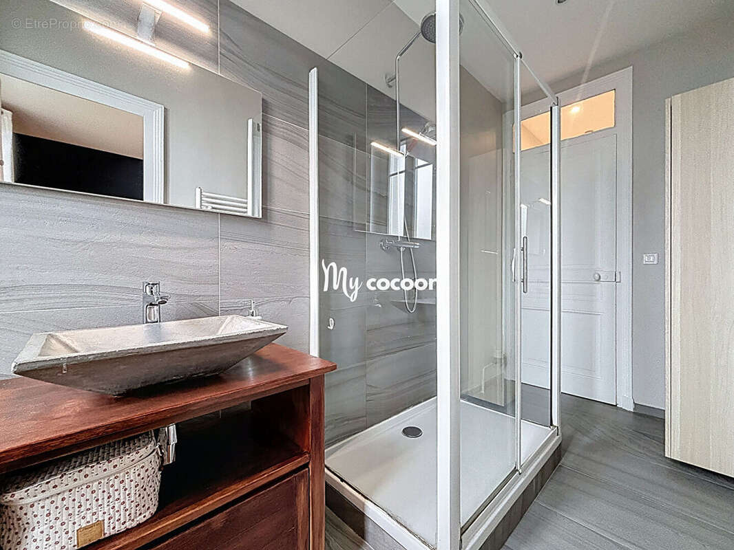 Appartement à RILLIEUX-LA-PAPE