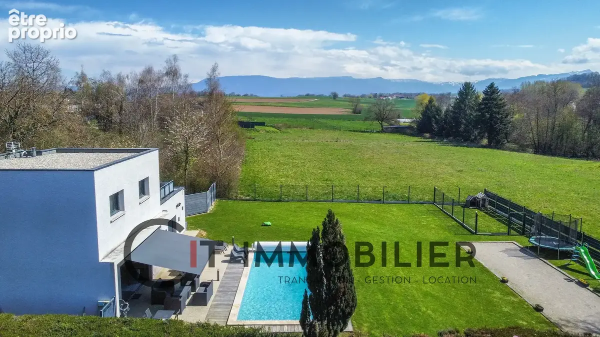 Maison 4 pièces 100 m² à vendre à Les Abrets (38490) - photo 2