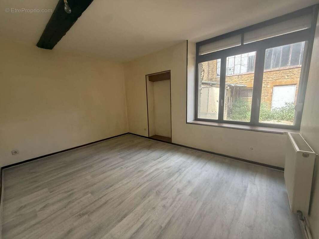 Appartement 43 m² à Charleville-Mezieres  - photo 2