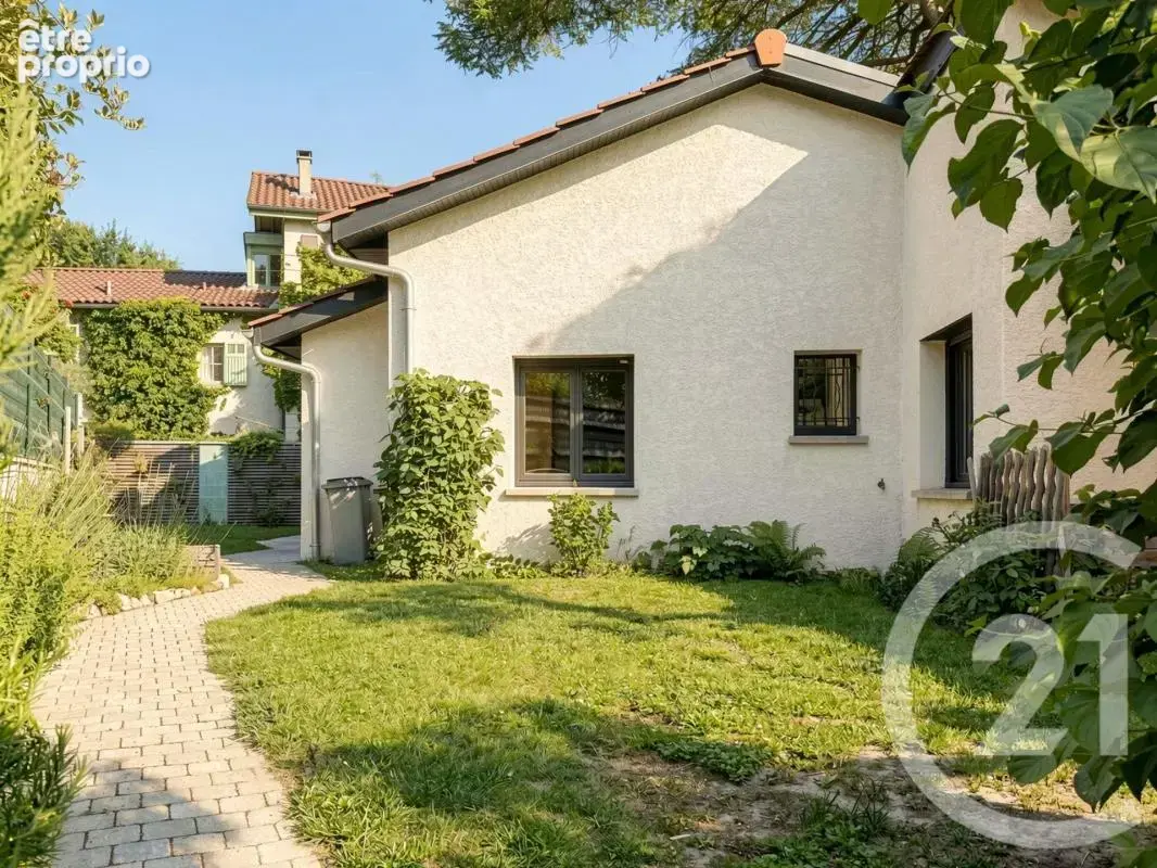 Maison 89 m² à Charly  - photo 17