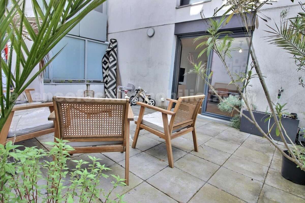 Appartement 86 m² à Montreuil  - photo 2