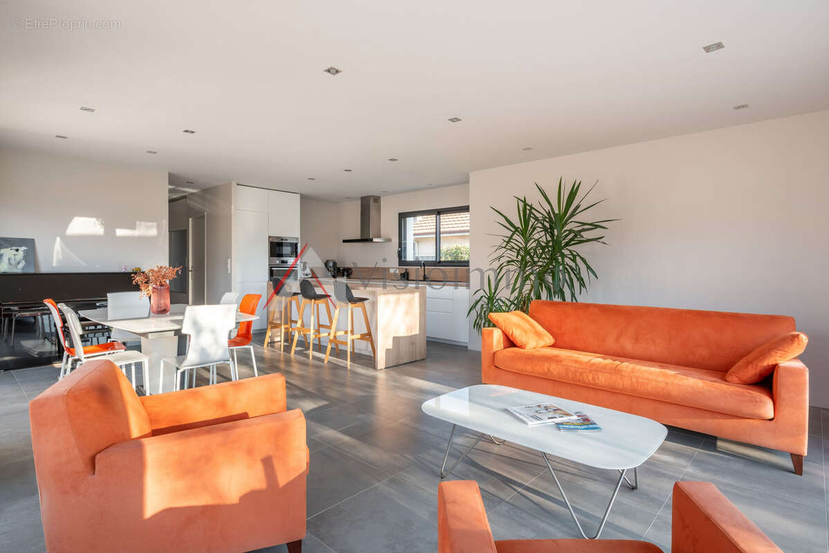 Maison à VARCES-ALLIERES-ET-RISSET