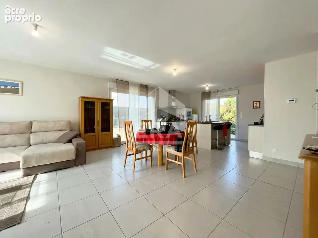 Maison 108m² à saint-claude-de-diray - photo 3