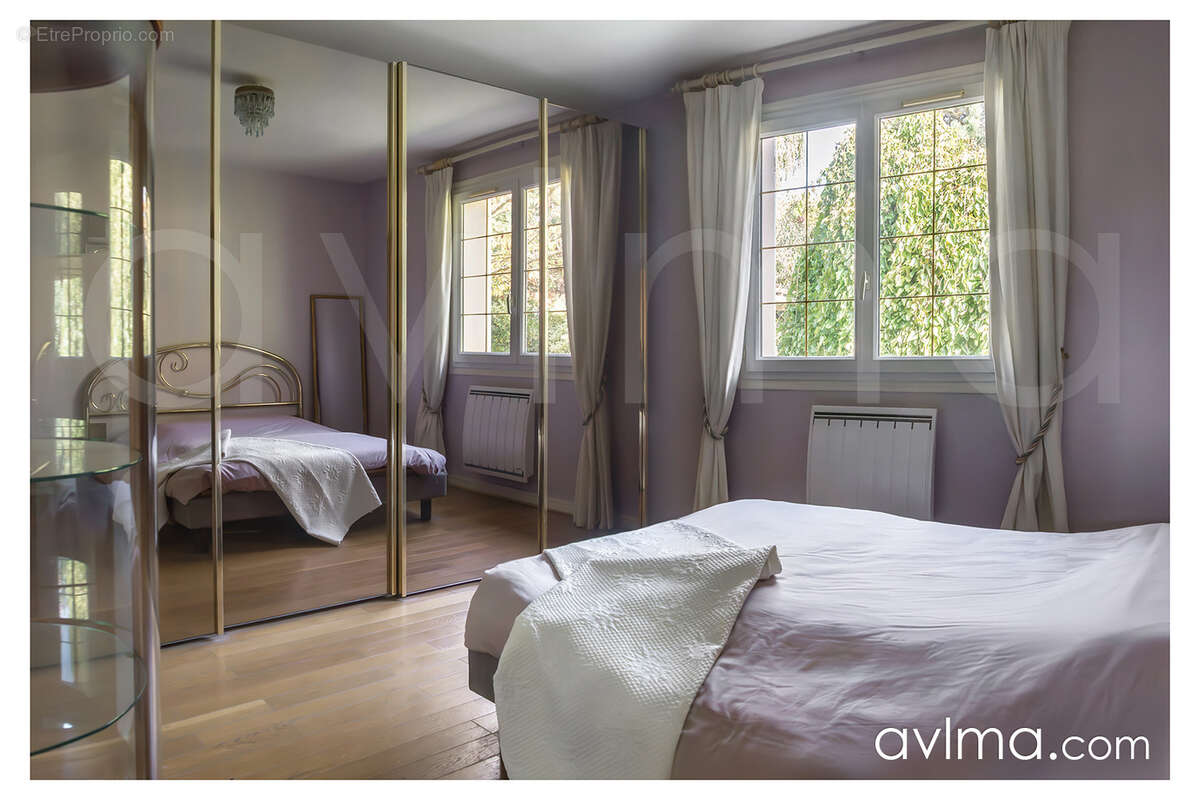 Maison à FEUCHEROLLES