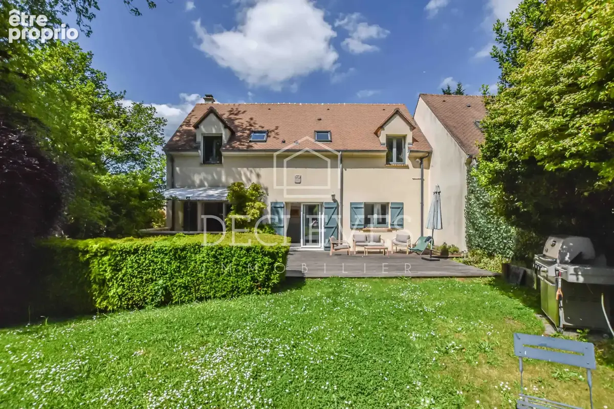 Maison familiale avec studio indépendant et sous-sol total - Lisière de forêt - ORGEVAL - photo 22