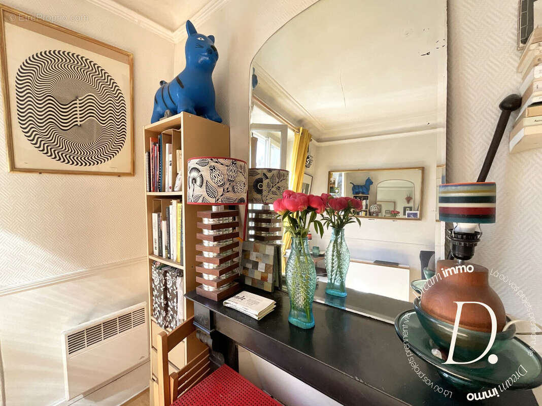 Appartement à PARIS-18E