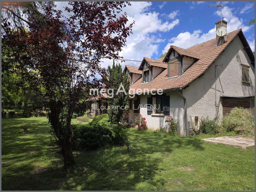 Maison avec le  nécessaire en plain-pied et 2 ha - photo 3
