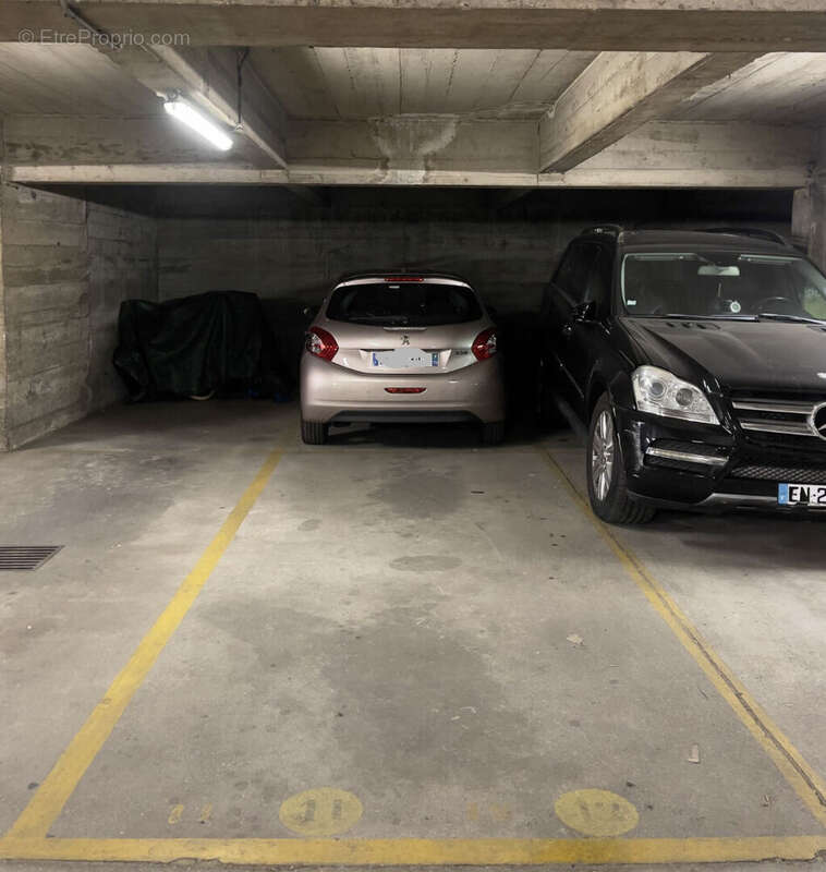 Parking à ASNIERES-SUR-SEINE
