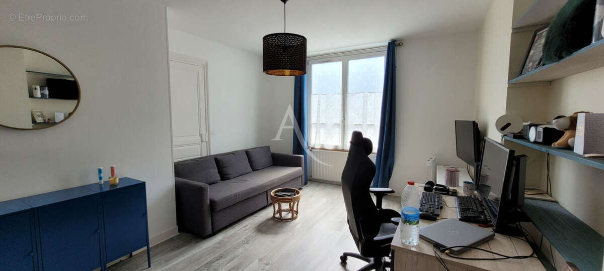 Appartement Saintes et local commercial 78m² - photo 5