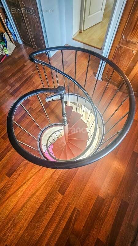 Appartement à FONTAINE-LA-RIVIERE