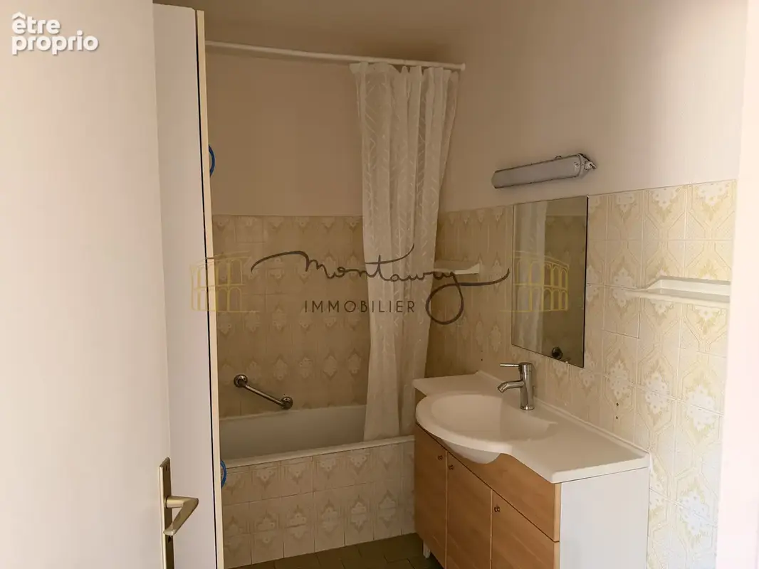 À vendre   appartement 3 pièces de 70 m2 avec garage et cave à nîmes - photo 7