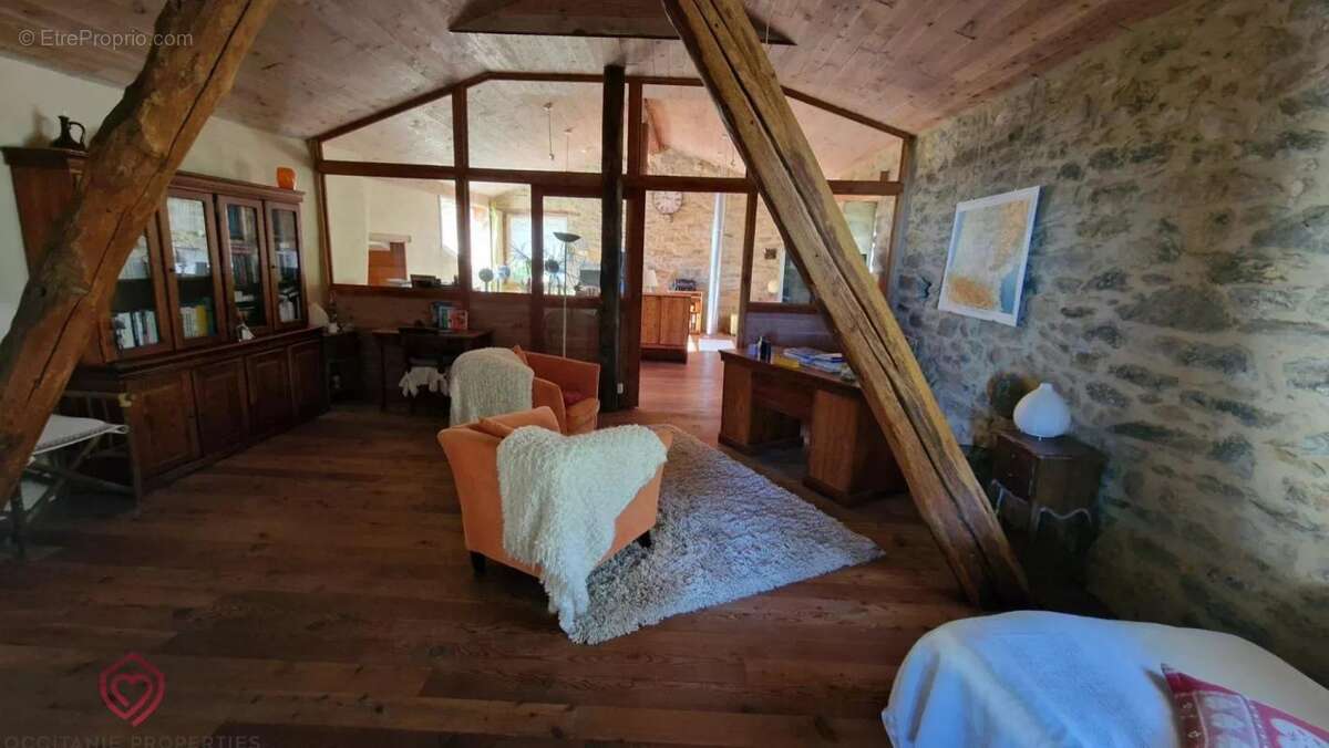 Maison à ESPLAS-DE-SEROU