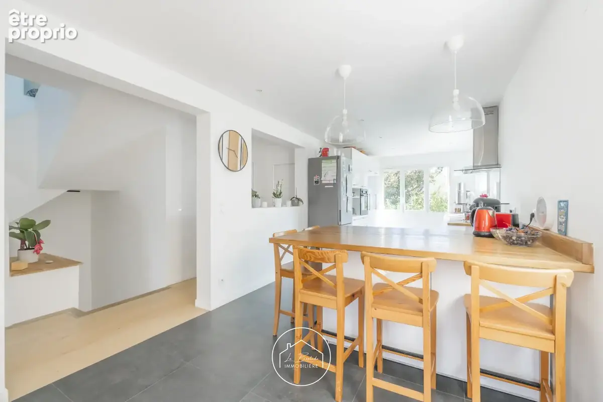 Maison contemporaine de 2020 - Quartier Le Haras à Viroflay- Rive Gauche - photo 5