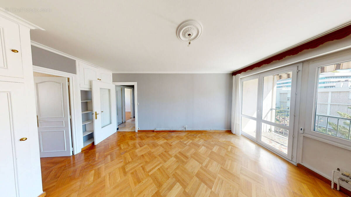 Appartement à LYON-7E