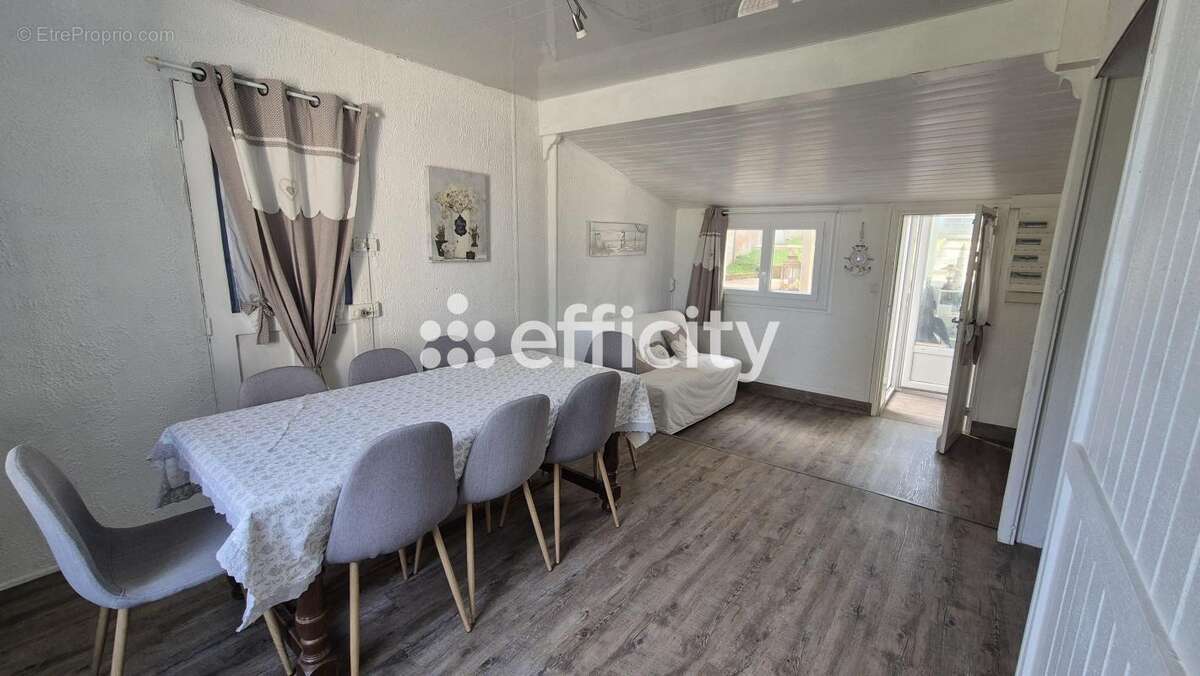 Maison à ARROMANCHES-LES-BAINS