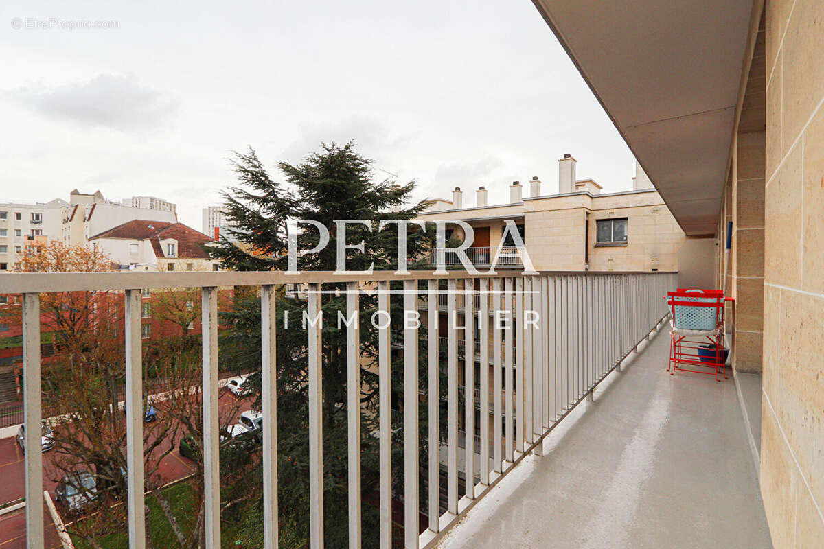 Appartement à L'HAY-LES-ROSES