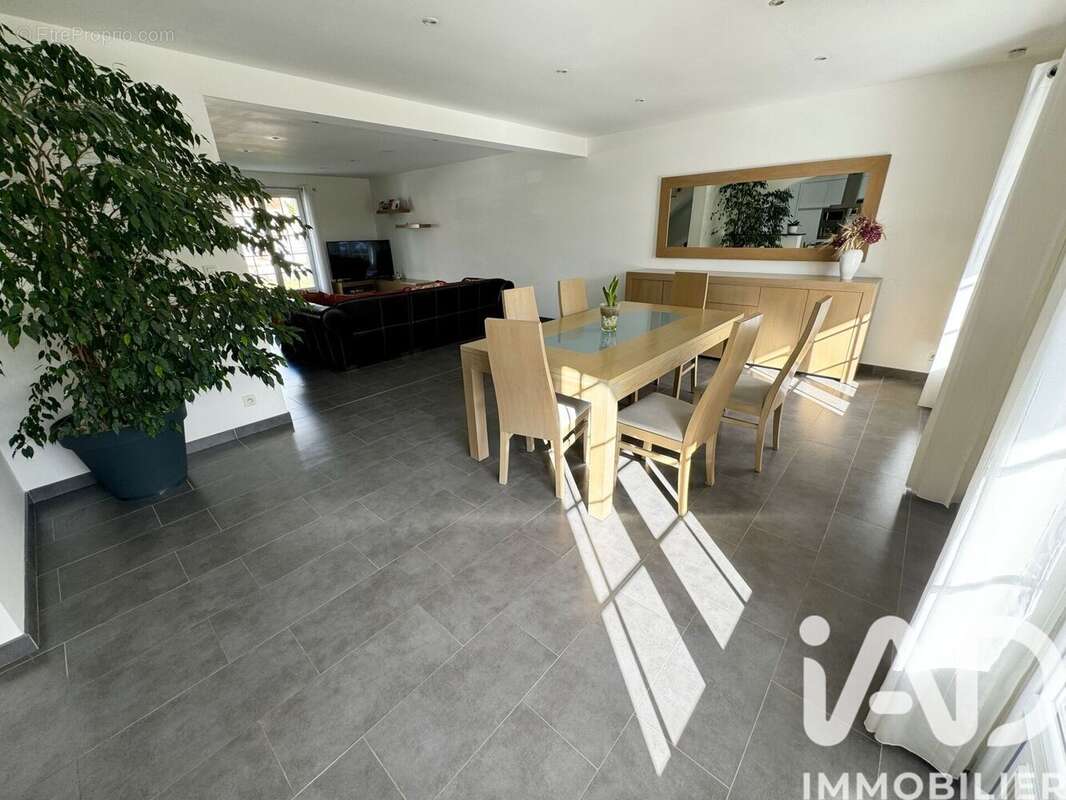 Photo 7 - Maison à SANDILLON