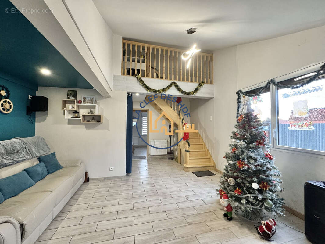 Maison à BEAUFORT-BLAVINCOURT