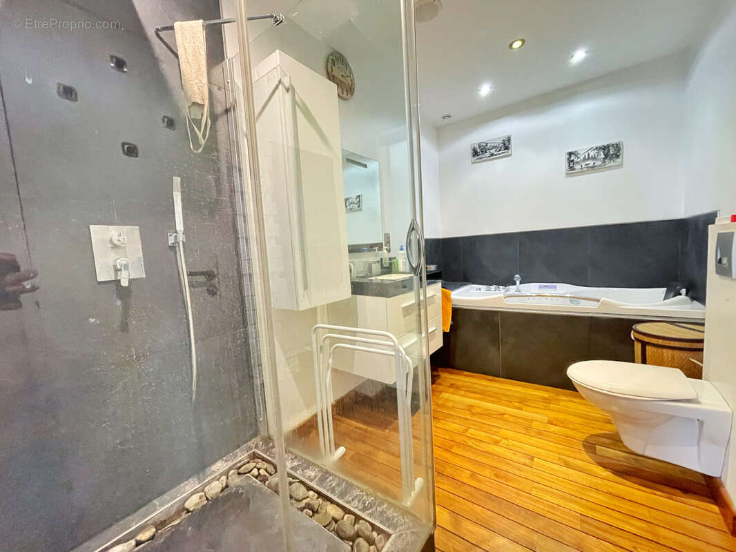 Appartement à OULLINS