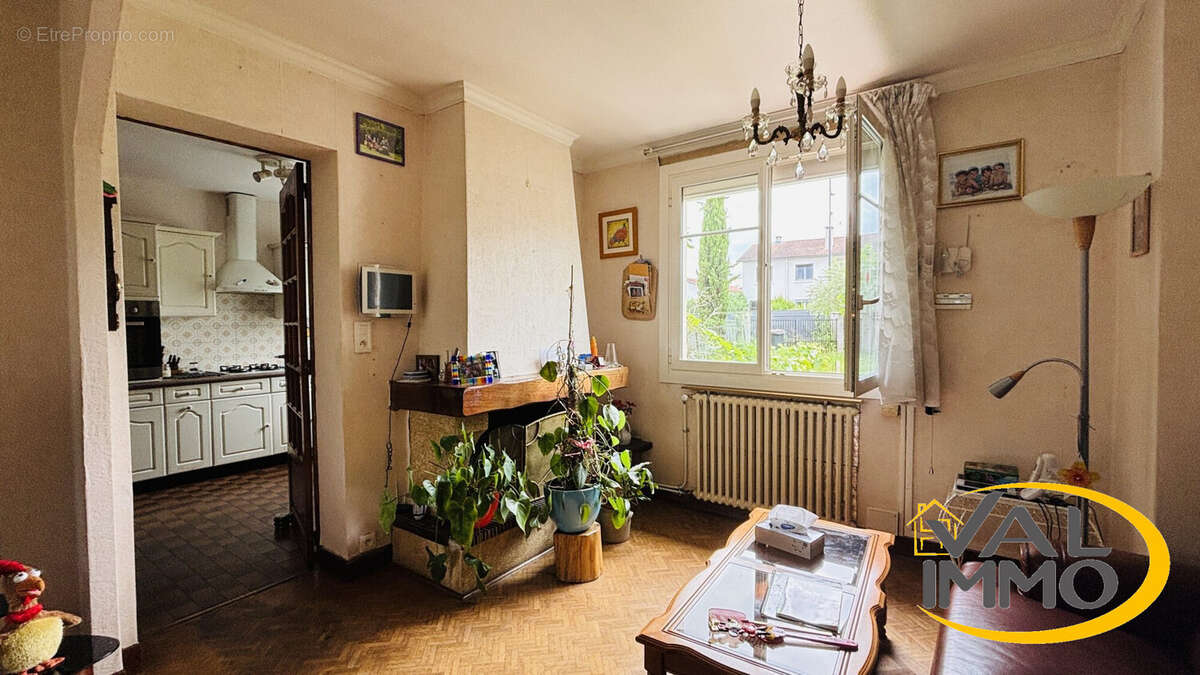 Maison à VILLENEUVE-TOLOSANE