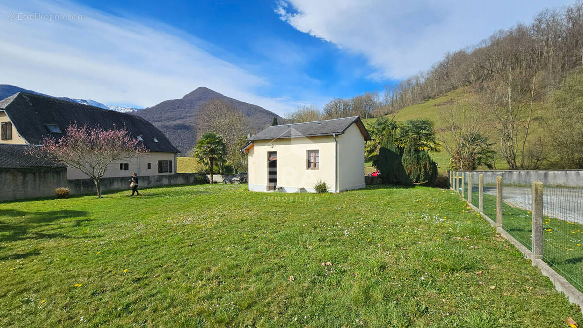 Maison à SAINT-PE-DE-BIGORRE