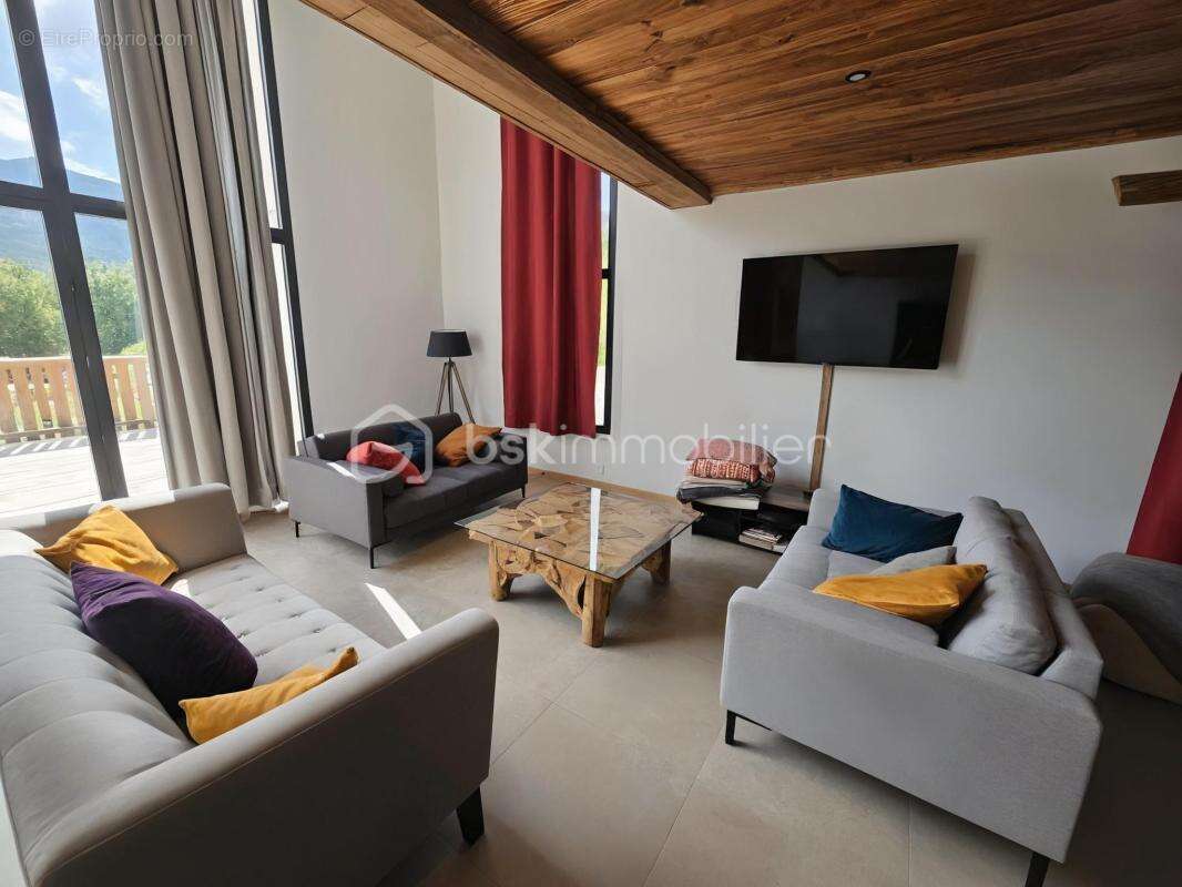 Maison à ALLOS