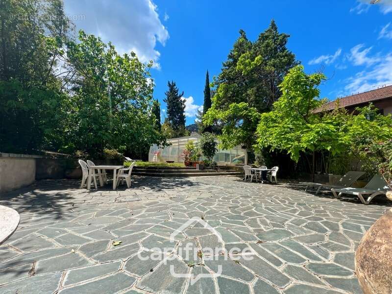 Maison à MARSEILLE-11E