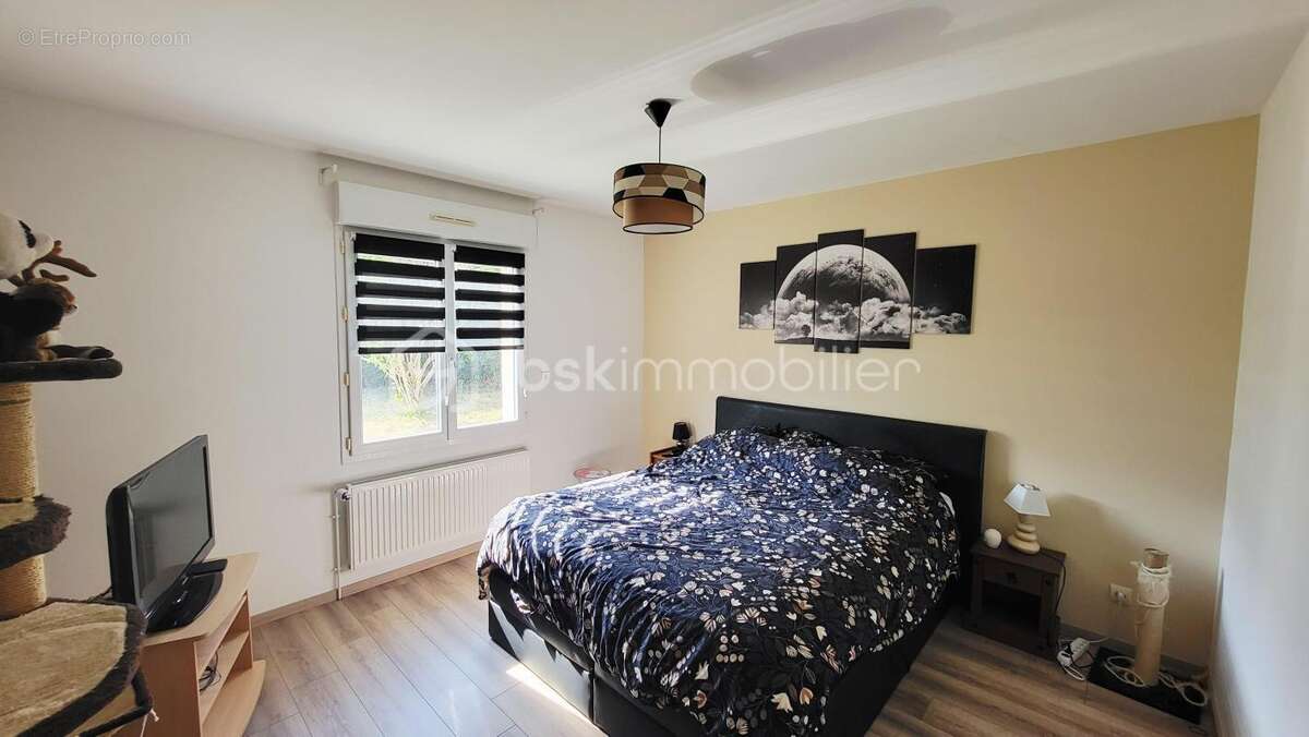 Maison plain pied avec garage - photo 8
