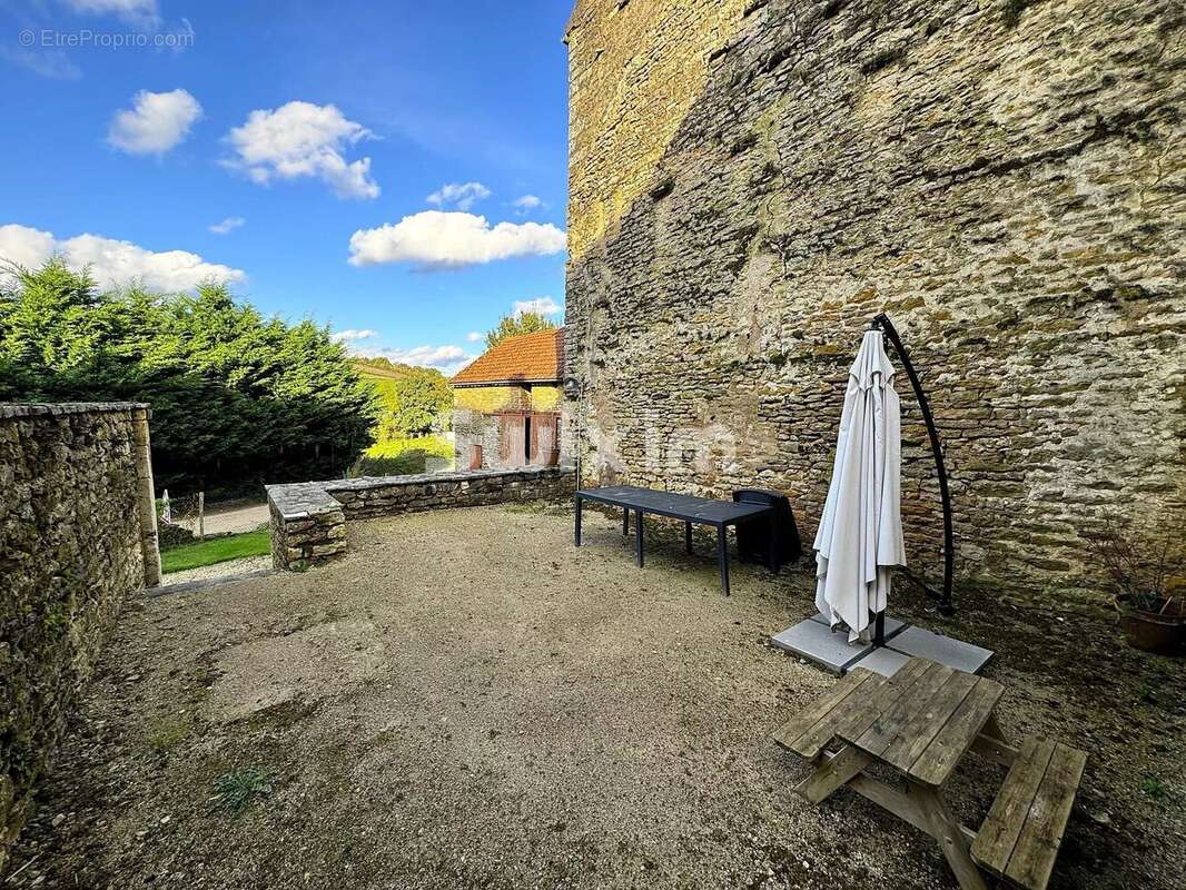 Maison à LUCY-LE-BOIS