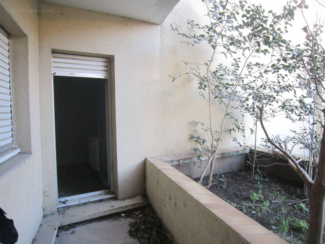 Commerce à NARBONNE