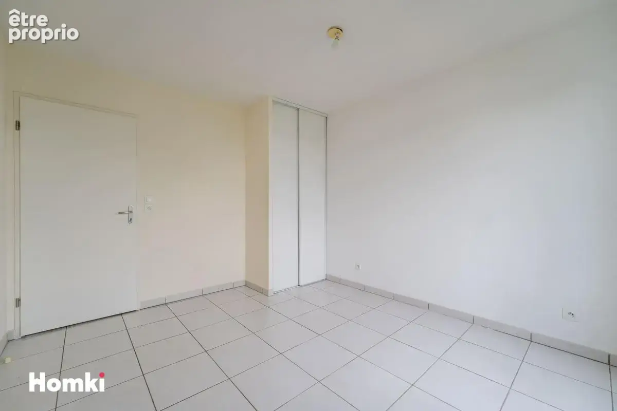 Appartement T3 de 59 m² à Toulouse 31400, Rue du Colonel Pierre - Henri Clostermann - photo 7