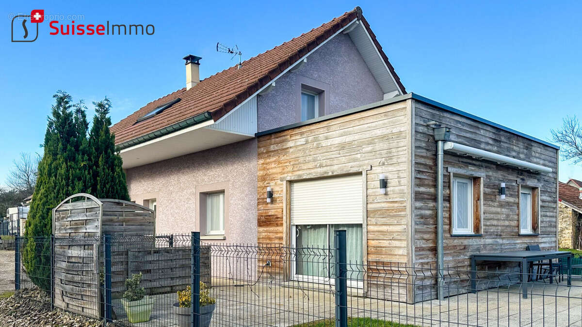 Maison à SEMONDANS