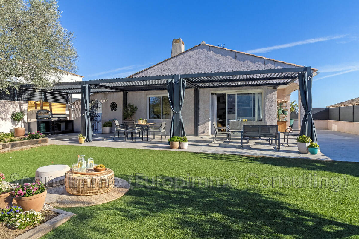 Maison à ROQUEBRUNE-SUR-ARGENS