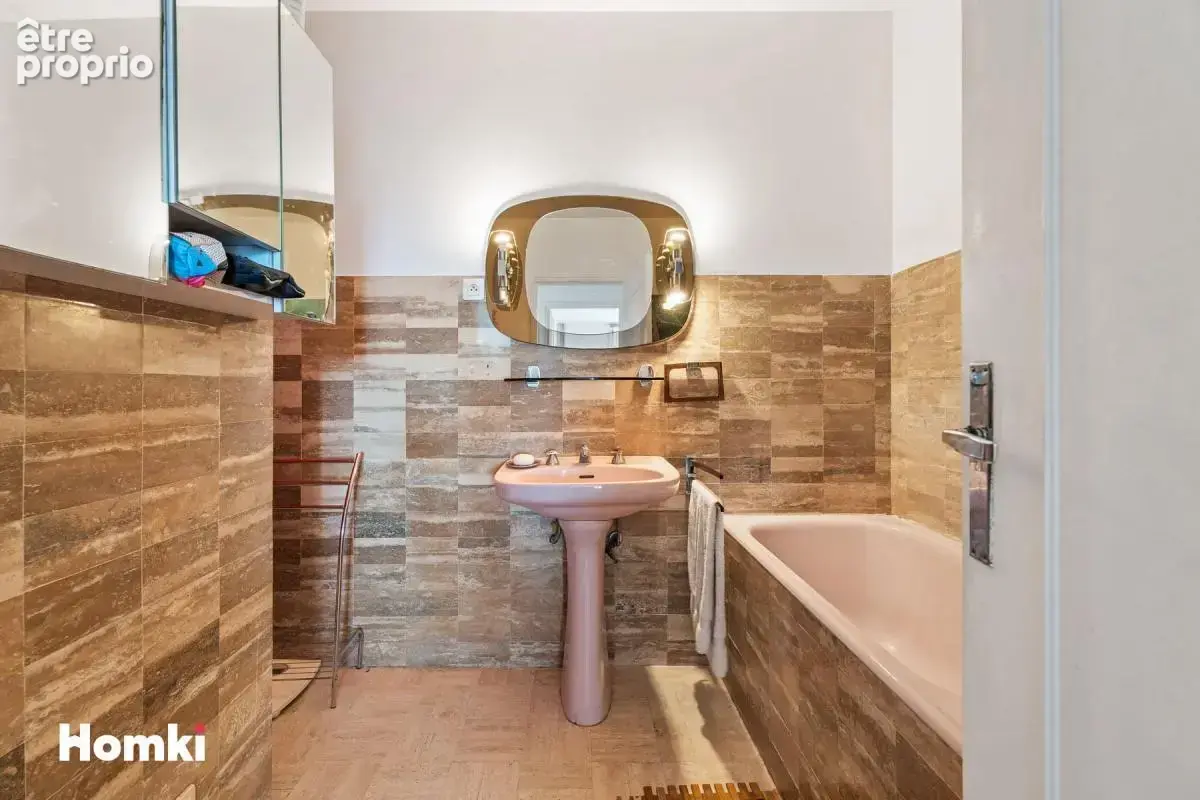 Appartement T4 de 65,31m2 à Cannes 06400, Avenue des Coteaux - photo 13