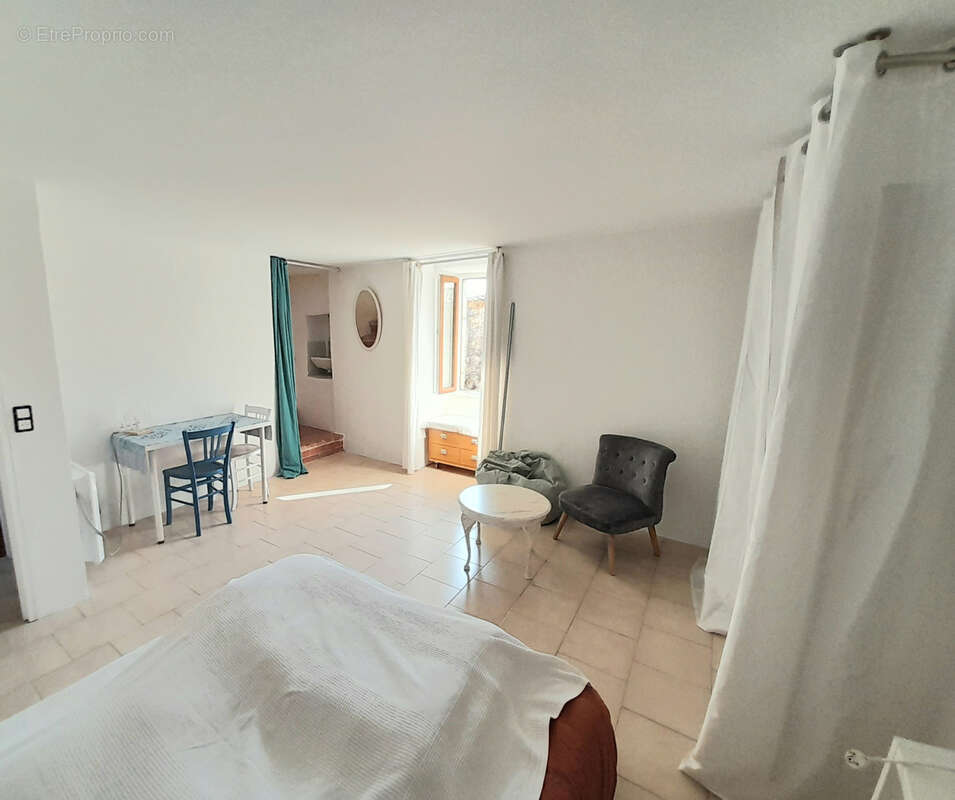 Maison à DURFORT-ET-SAINT-MARTIN-DE-SOSSENAC