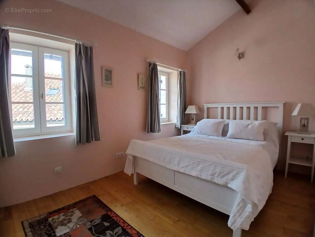 Maison à TOCANE-SAINT-APRE