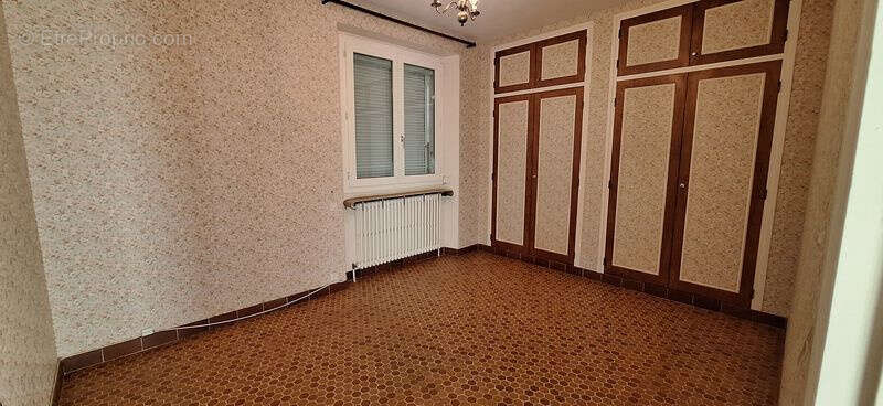 Maison à SAINT-CERE
