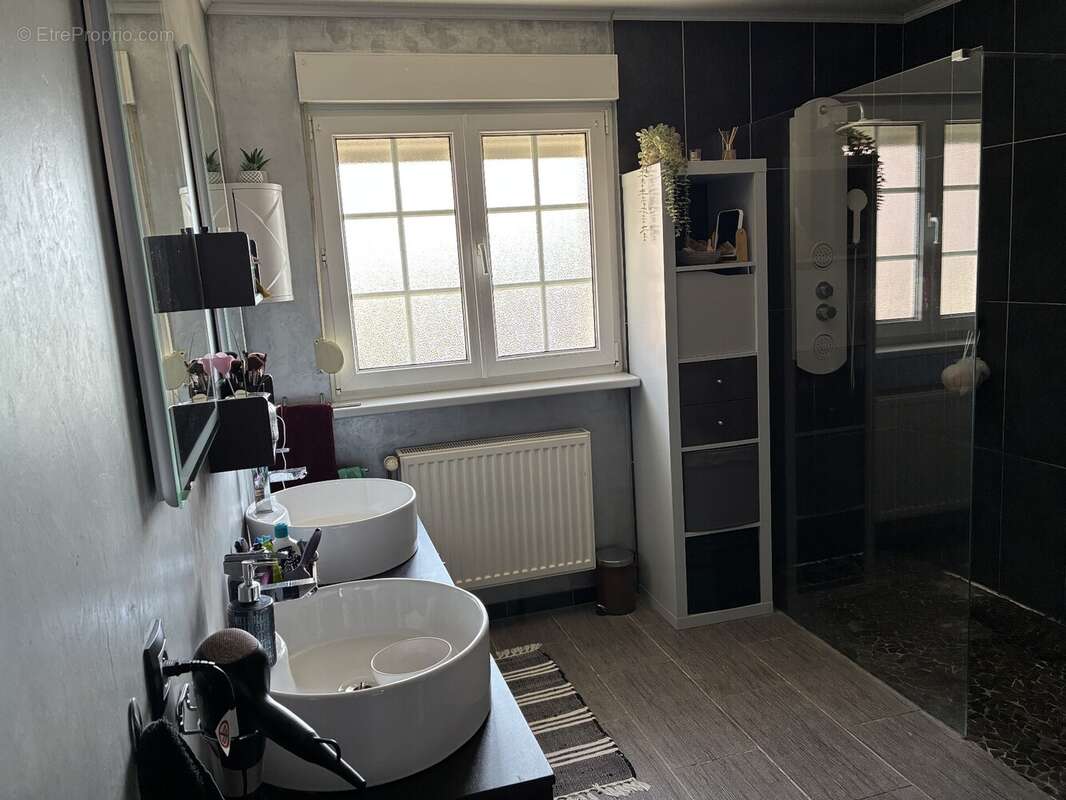 Maison 93 m² à Hottviller  - photo 9