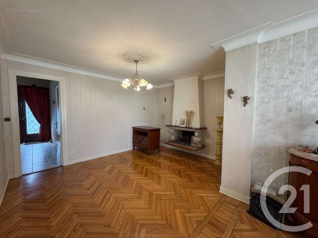 Maison à LE BOUSCAT