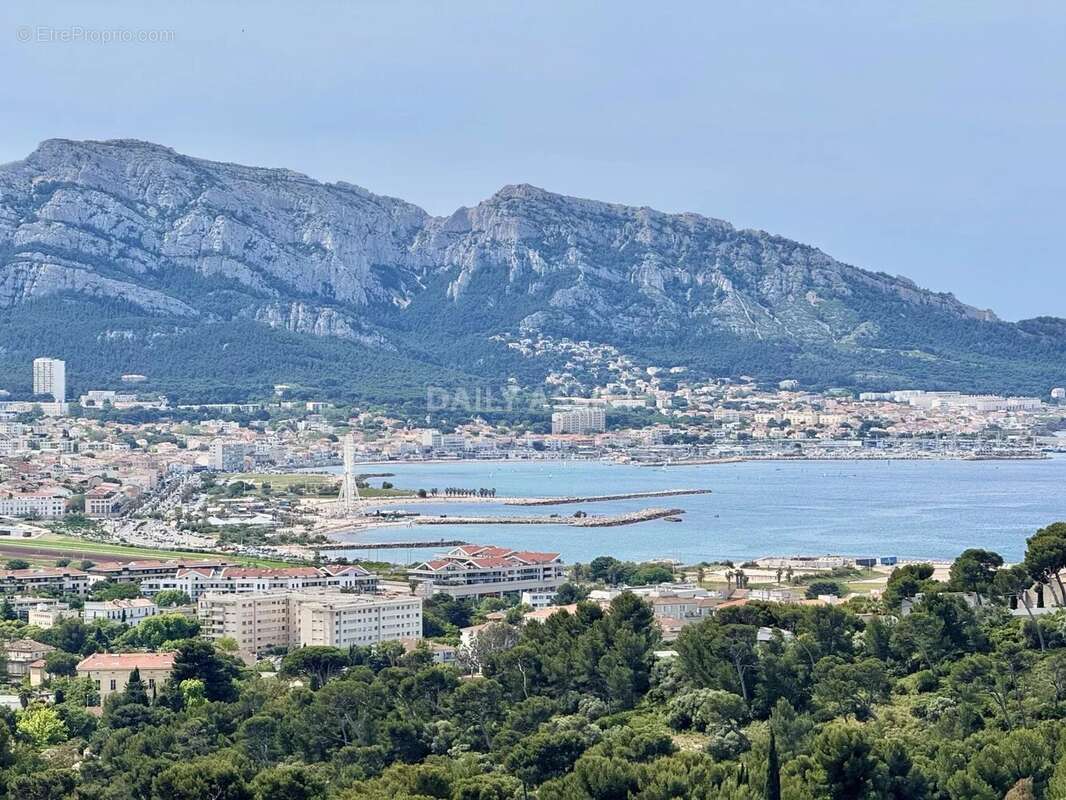Appartement à MARSEILLE-8E