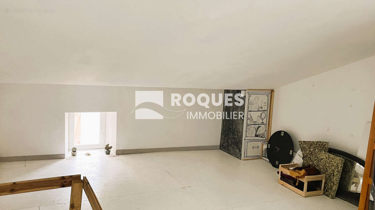 Larzac meridional dans village, maison de village 5 pieces renove - photo 23
